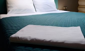 Yzba Hotel Guest House