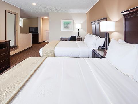 Holiday Inn Express & Suites Willmar