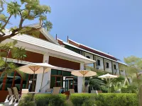 Kokhaburi Hotel Hotel di Koh Kha