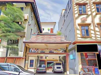 D'Hans Hotel Syariah RedPartner Near Wisata Religi Sunan Ampel Surabaya Hotels in Semampir