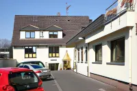 Hotel Flora Các khách sạn ở Monheim am Rhein