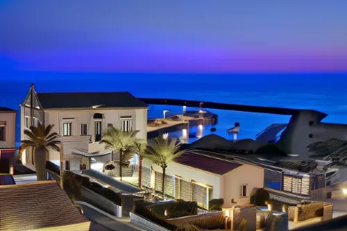 Zafran Boutique Hotel - balcony