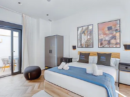 Limehome Málaga Calle Ancha del Carmen - Digital Access