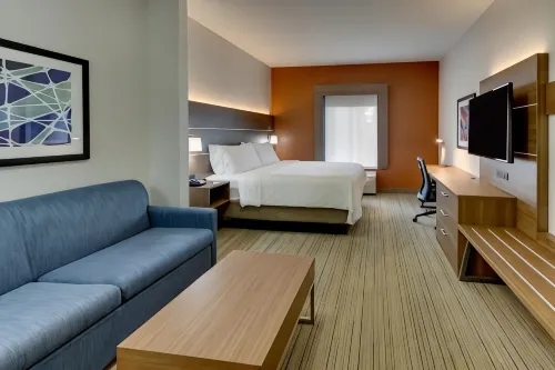 Holiday Inn Express & Suites Atlanta-Emory University Area Hotels in Decatur