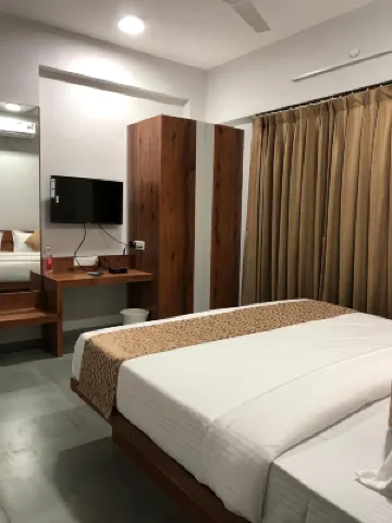 Auhtel Bhs Hotels in Baner