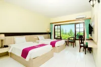 Puri Saron Senggigi Hotel - Beach