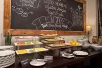 Desert Sands Boutique B&B | Self-Catering - Семейные