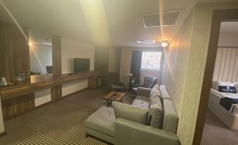 Shelby Hotel