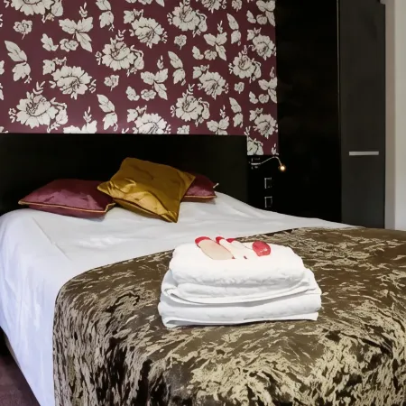 The BlueBell Hotel Neath otelleri
