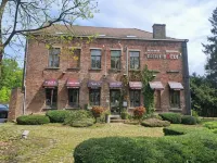 Hotel le Monte Cristo Отели рядом с достопримечательностью «Collegiale Saint-Vincent de Soignies»