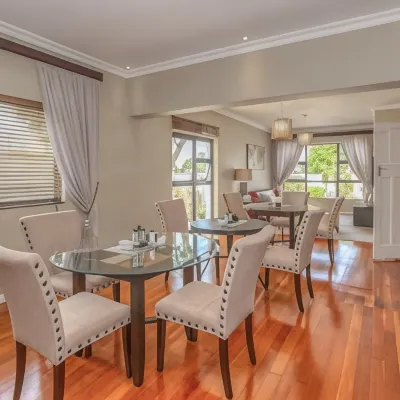 Cashmere Suites Hotels near Greenacres Shopping Centre