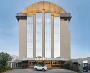 Clarks Inn Indore Hotels near Star Square