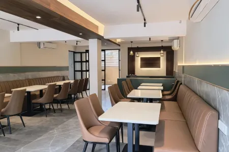 FabHotel Prime Swarnam, Old Goa Отели в г. Bicholim