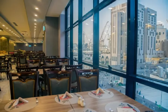 Al Safwah Orchid Hotel Отели рядом с достопримечательностью «Grand Mosque»