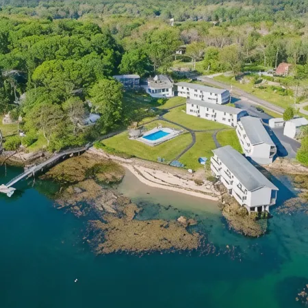 Smuggler's Cove Inn Ξενοδοχεία στην πόλη Boothbay