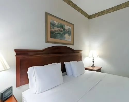 Holiday Inn Express & Suites Laurinburg by IHG Hotels in Stewartsville