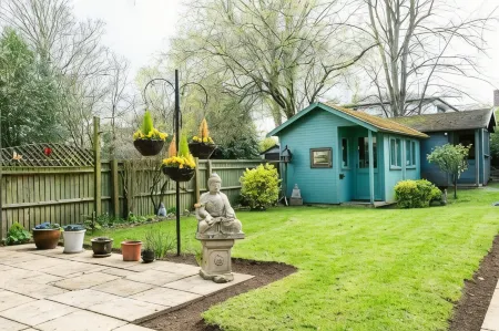 Marlborough House - Guest House