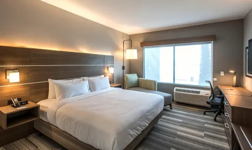 Holiday Inn Express & Suites PHOENIX NORTH - HAPPY VALLEY by IHG - 3-Star