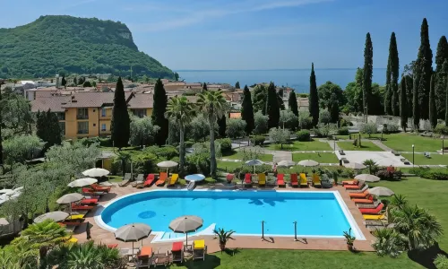Villa Madrina Lovely and Dynamic Hotel