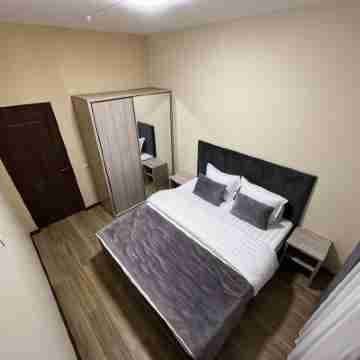 Shosh Apartments Rooms