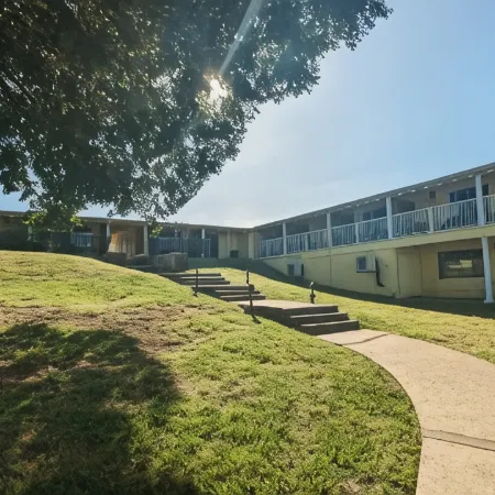 Foothills Motel