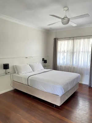 Paradise Motel Busselton Hotels near Underwater Observatory