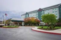 Hilton Garden Inn Independence Hotel dekat Park University