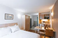 Garden & City Cauterets Balneo Các khách sạn ở Saint-Savin