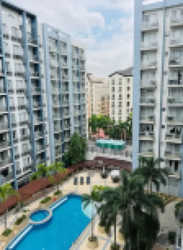 Studio Unit in One Palm Tree Villas across NAIA Terminal 3