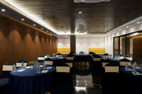 Sarovar Portico Kolkata - Airport Shuttle