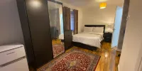 Ashmina Holiday Let with Free Onsite Parking for Small Vans and Cars Only - Chambre Double, Salle De Bains (premier étage)