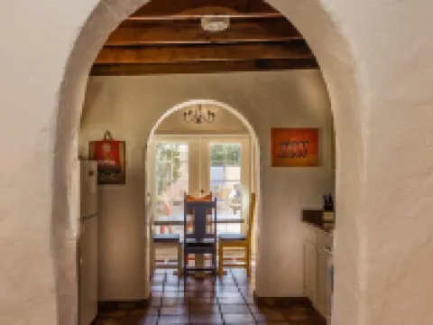 Charming Adobe One Block from the Mesilla Plaza โรงแรมในMesilla