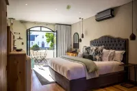 Le Petit Manoir Boutique Hotel