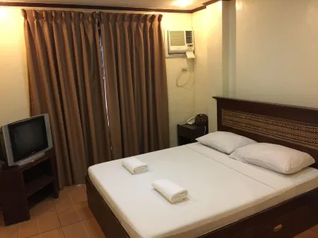 Darunday Manor Отели рядом с достопримечательностью «Cebu Ferries Corporation - AATC Pier»