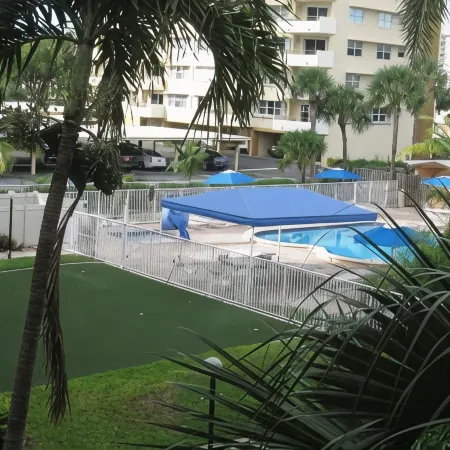 Canada House Pompano Beach