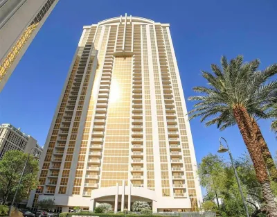 Premium Suite w/Balcony at the Signature Hotels in 