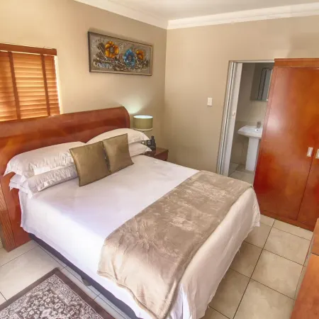 Lakeview Boutique Hotel & Conference Center