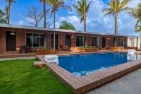 Coco Bliss by Mauli Stays - Pools