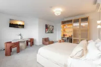 KozyGuru | Forestville | Modern Hotel-Style Studio Hôtels à : North Narrabeen