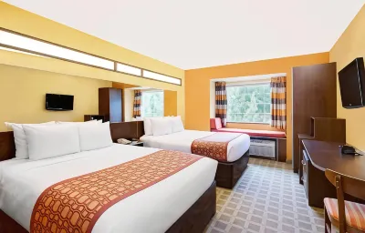 Microtel Inn & Suites by Wyndham Princeton فنادق في Princeton