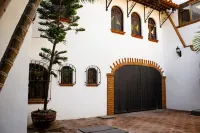 Beautiful home in Zona Dorado Bucerias, 2 blocks from beach with ocean views