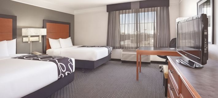 La Quinta Inn & Suites by Wyndham Pueblo Hotels in Pueblo