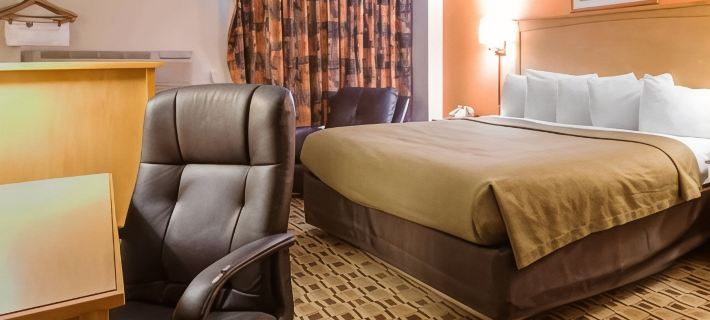 Econo Lodge Kansas City Downtown North Hotels in Clay County