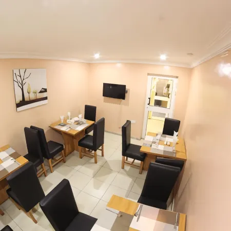 Celia's Suites