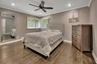 4bd house, Hot-tub, full-basement, pool table & big yard,3 full bathroom.