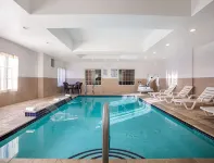 La Quinta Inn & Suites by Wyndham Columbus TX