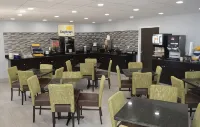 Days Inn by Wyndham Easley/Greenville/Clemson Area - breakfast