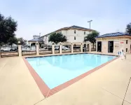 Quality Inn & Suites Airport