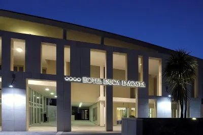 두카 다오스타 호텔 Chiesa Di Campocroce 주변 호텔