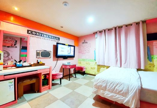 의성 R무인텔 내부